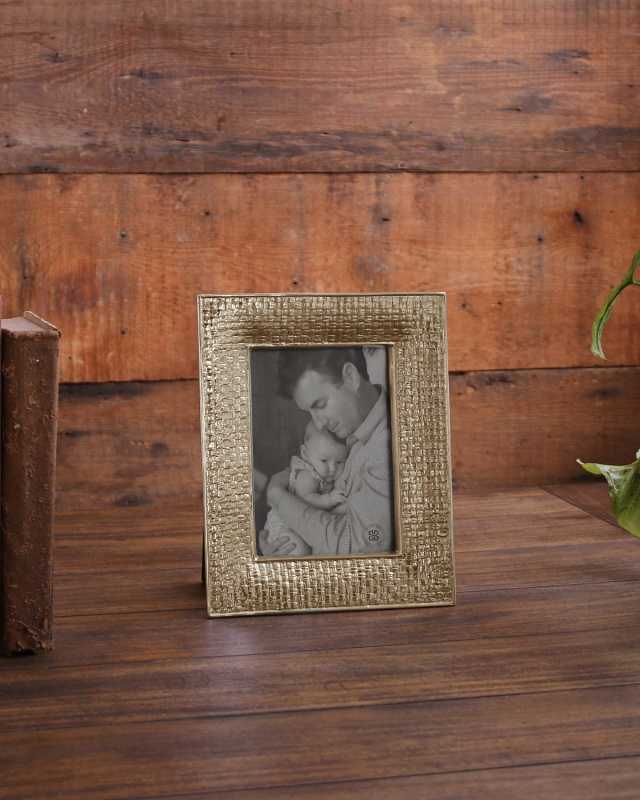 FRAME Sierra Modern Nassau Frame, 5" x 7"